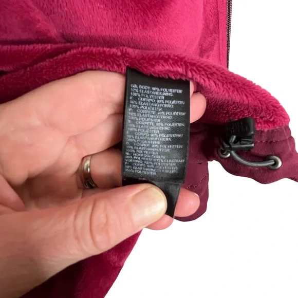 The North Face Women's Dark Red Ski Jacket - Picture 10 of 15